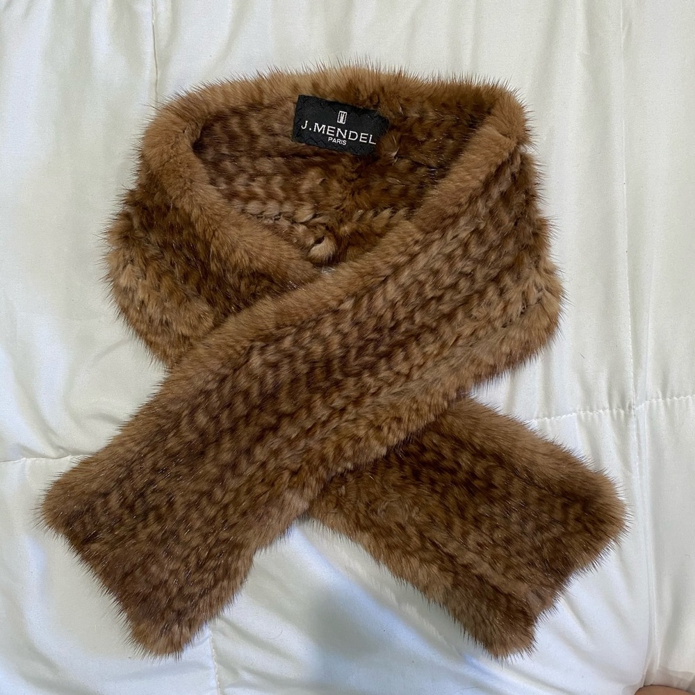 J Mendel scarf
